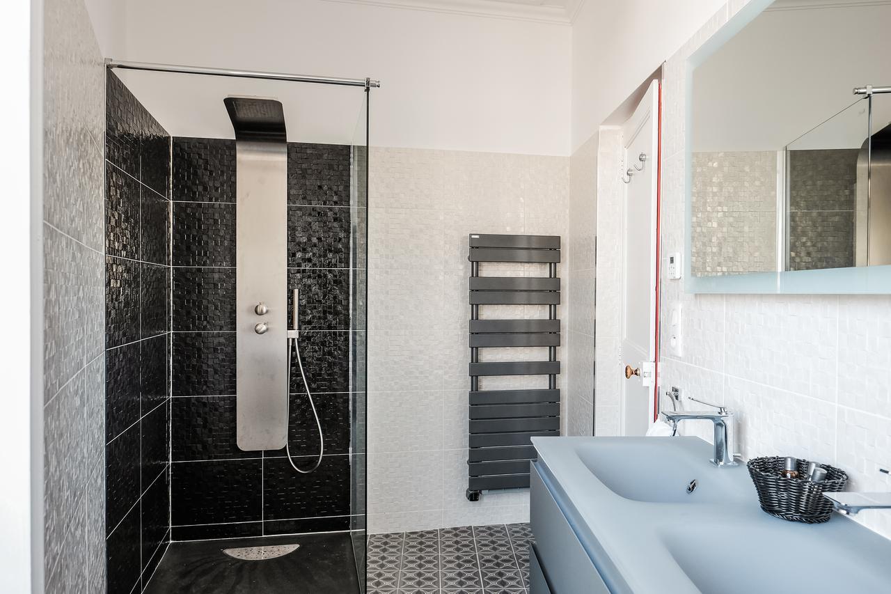 Les Suites De Peyrat Pézenas Exterior foto